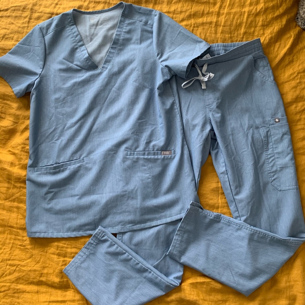 FIGS chambray scrub set